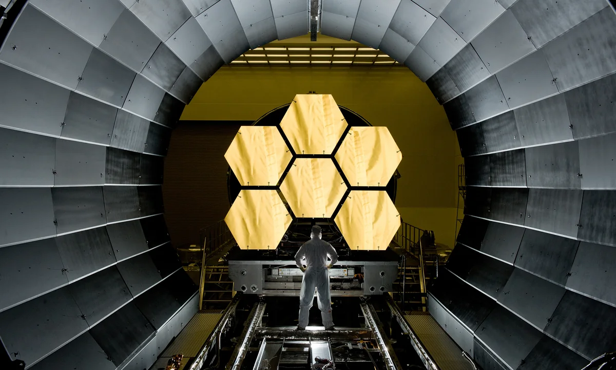 Imagen principal sobre El telescopio James Webb