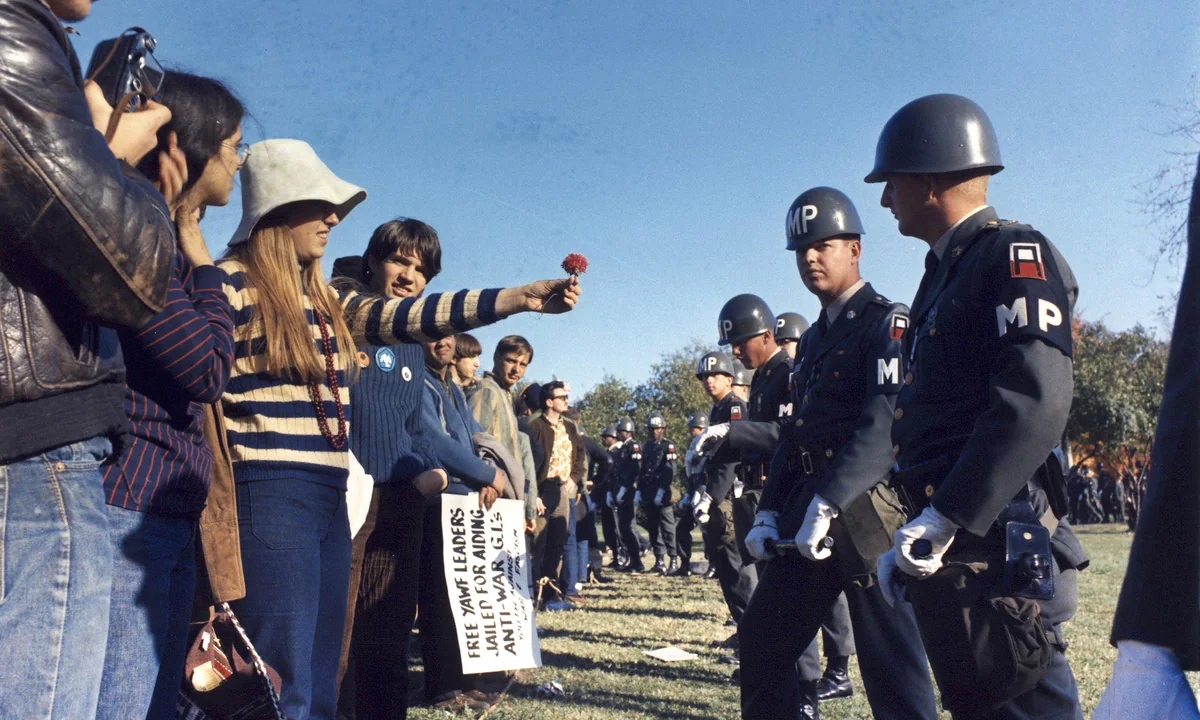 Imagen principal sobre La desobediencia civil