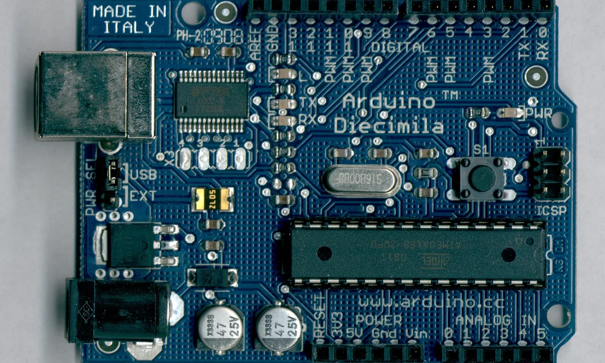 Imagen principal sobre Los microcontroladores